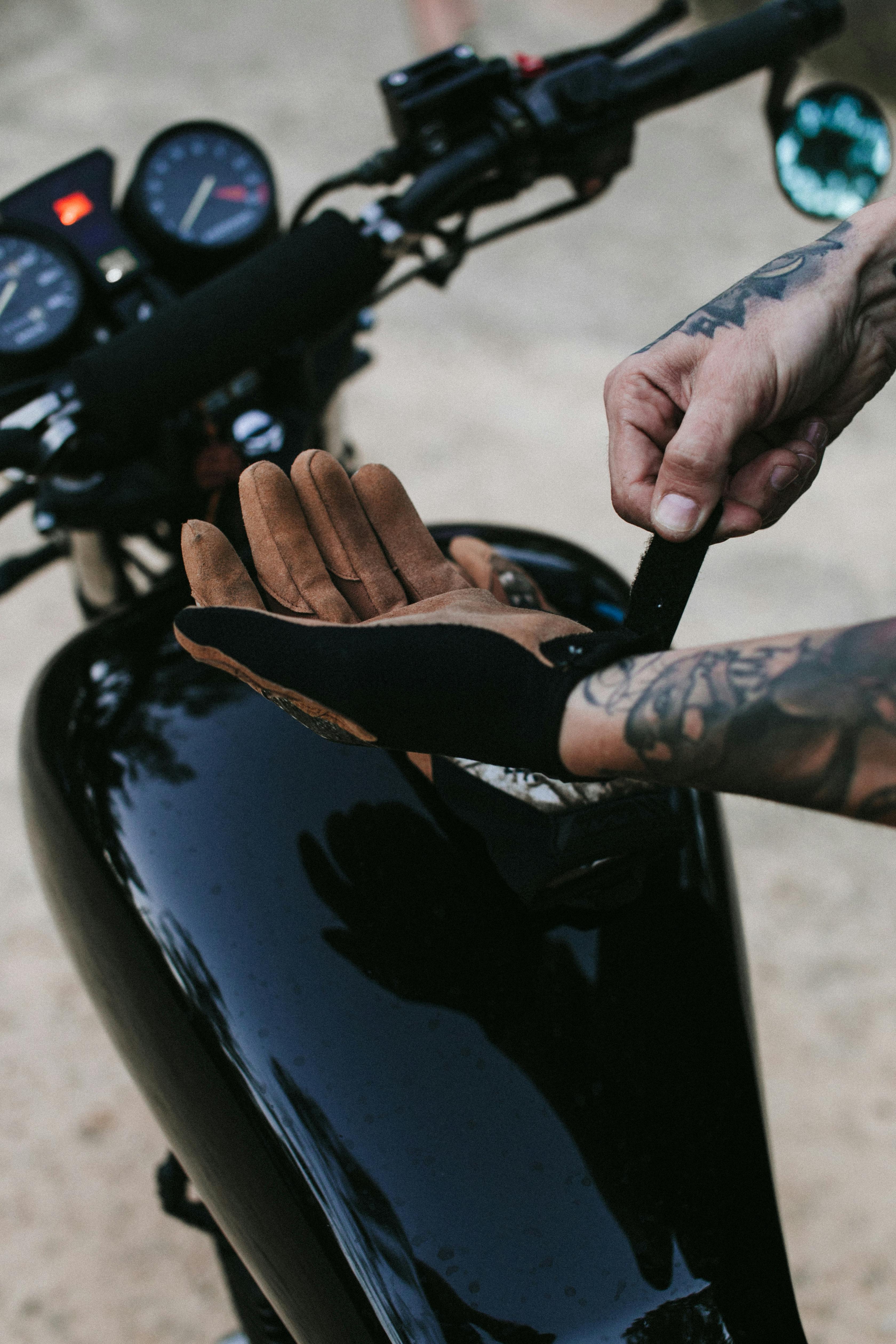 Мото екипировка и аксесоари