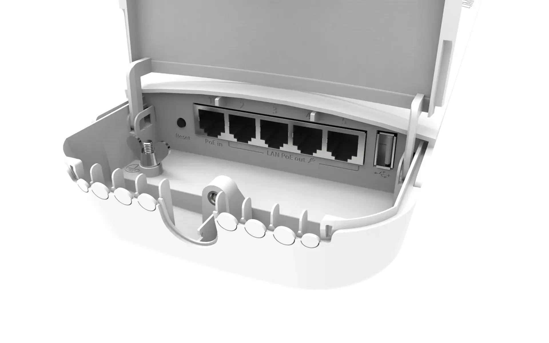Безжичен Access Point MikroTik OmniTik PoE ac, За открито, 5 × 10/100/1000 Mbps