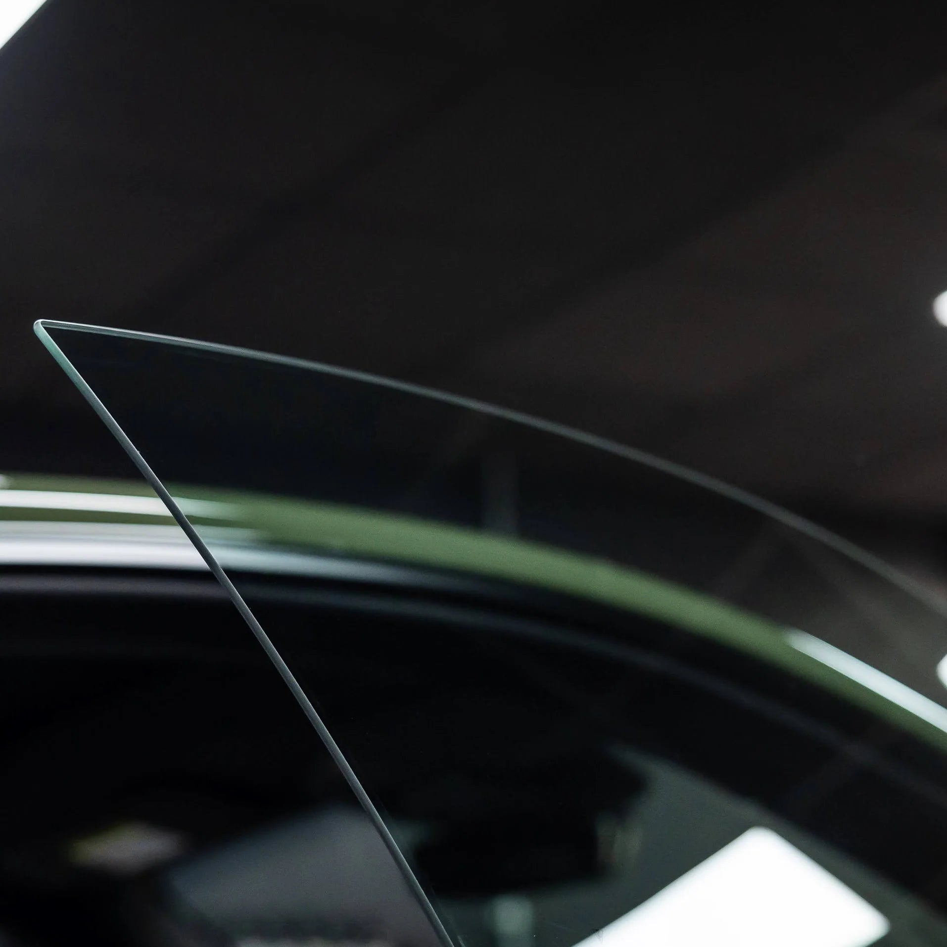 Auto Finesse Crystal Glass Cleaner – почистващ препарат за стъкла, 250 мл
