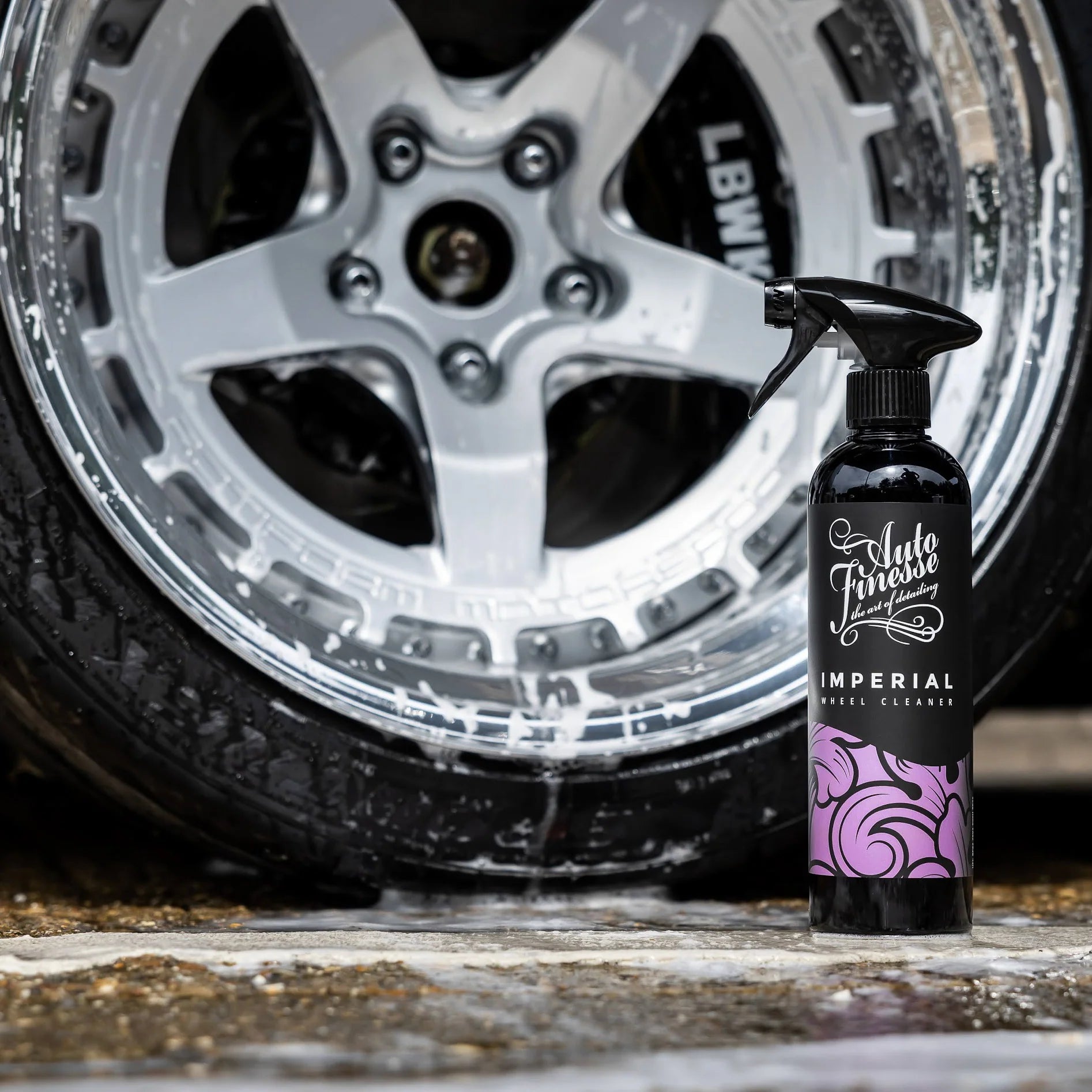 Auto Finesse Imperial Wheel Cleaner – некиселинен почистващ препарат за джанти и гуми, 500 ml