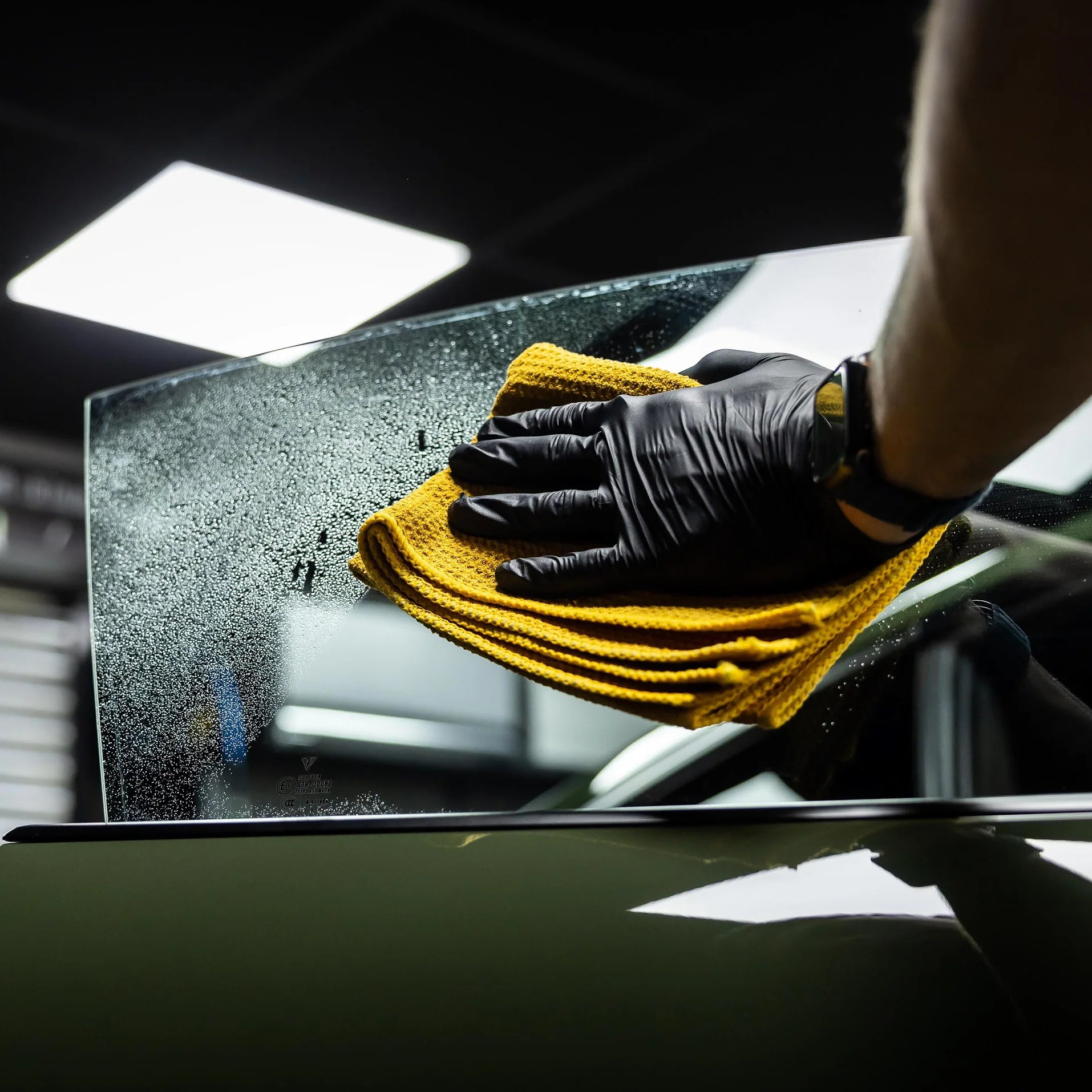Auto Finesse Crystal Glass Cleaner – почистващ препарат за стъкла, 250 мл