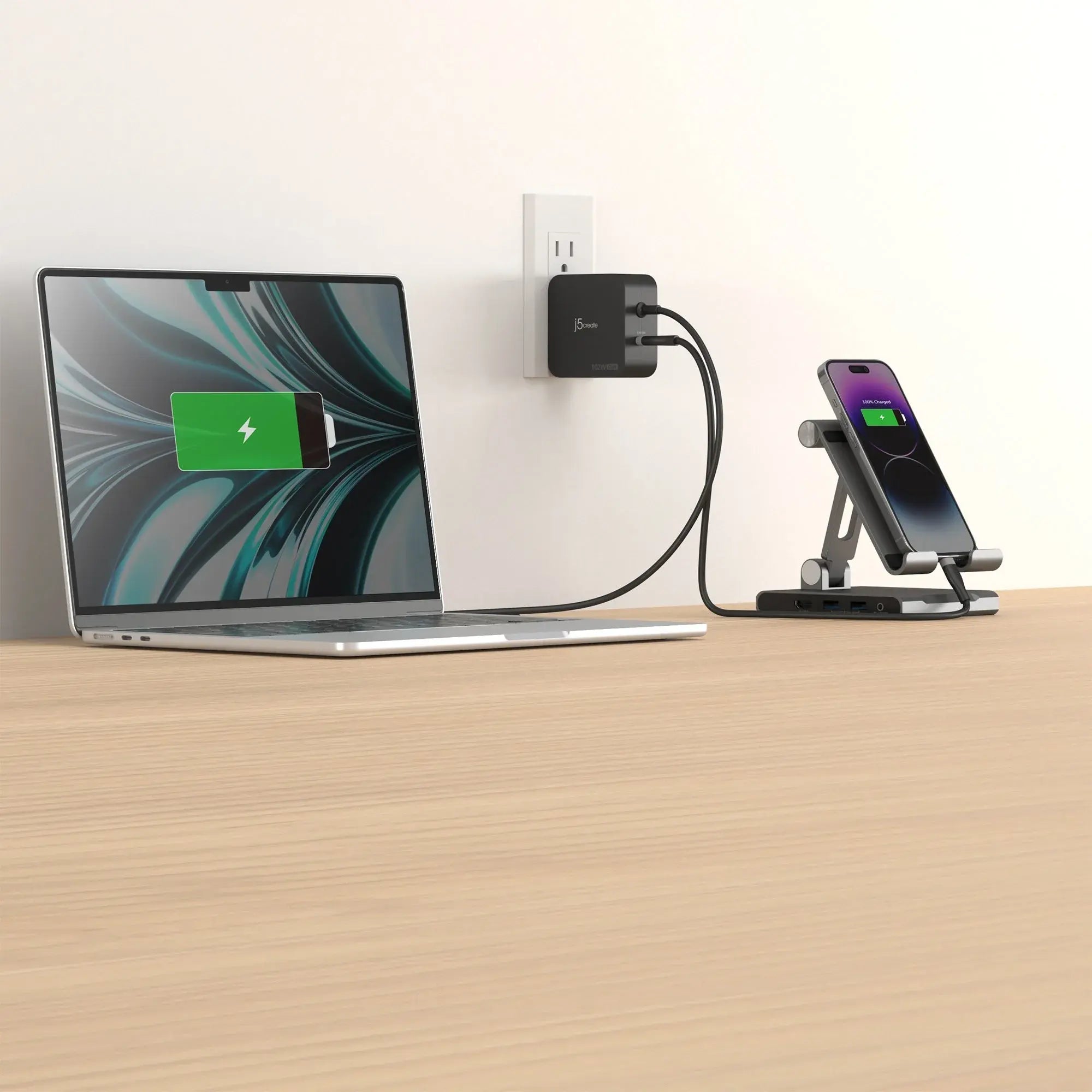 j5create JUP25102V Зарядно 220V-  GaN 102W  USB-C 2порта- за лаптопи, таблети, телефони