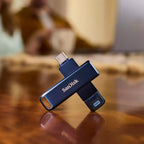 SanDisk iXpand Flash Drive Luxe 256GB, for Apple